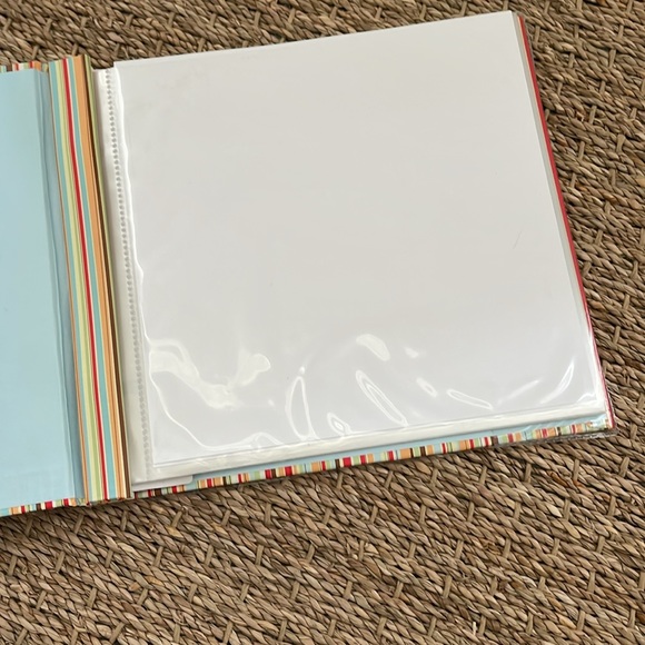 Making Memories album cheeky 8” x 8” stripe - Picture 5 of 9